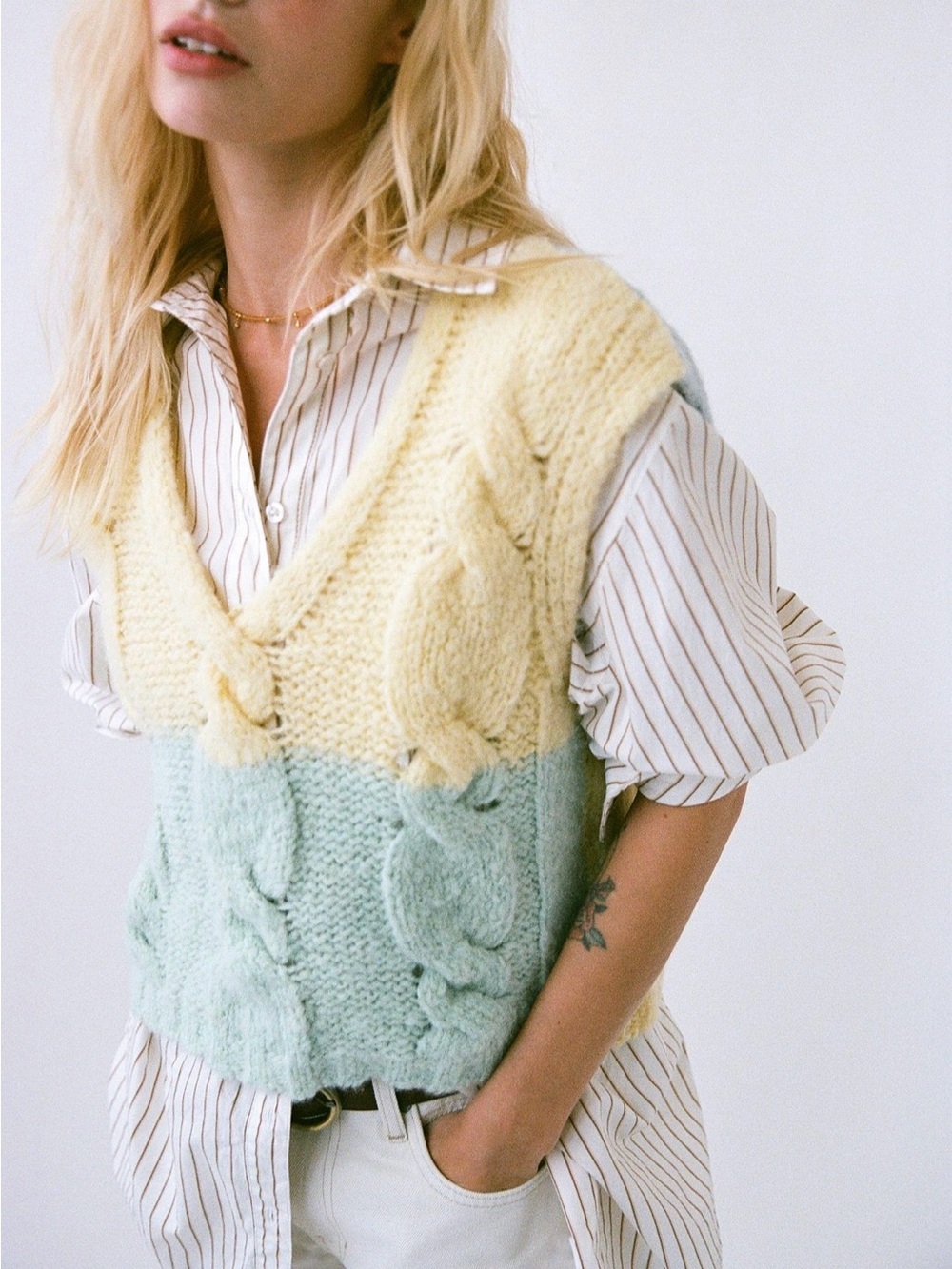 NWT Free People SoftSpun Alpaca/Wool Blend Loose Chunky Knit Boxy Crop Vest - Picture 5 of 11